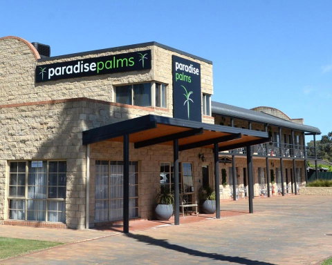 Paradise Palms - Accommodation Kalgoorlie 0