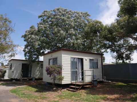 Parkes Country Cabins - Accommodation Kalgoorlie 3