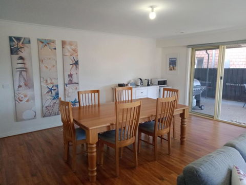 Parkway Place B&B - Accommodation Kalgoorlie 3