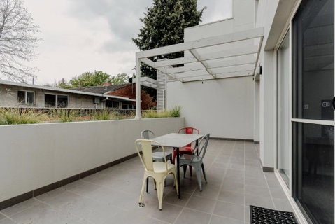 Peaceful 1-Bed Apartment Close To Lonsdale St - Accommodation Kalgoorlie 3