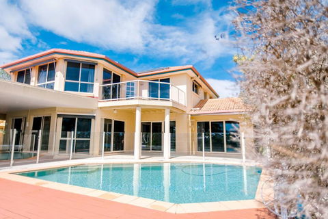 Peaceful Waterfront Home - Accommodation Kalgoorlie 0