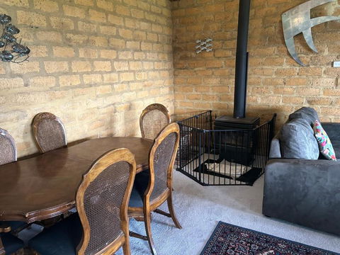 Peacock - Accommodation Kalgoorlie 3