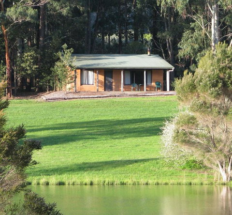 Pemberton Lake View Chalets - Accommodation Kalgoorlie 0
