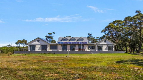Peninsula At Metung - Access By Boat Only - Accommodation Kalgoorlie 0