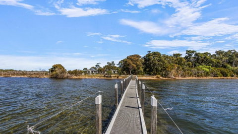 Peninsula At Metung - Access By Boat Only - Accommodation Kalgoorlie 1