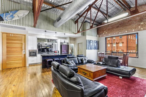 Platinum Precinct - The Apartment - Accommodation Kalgoorlie 3