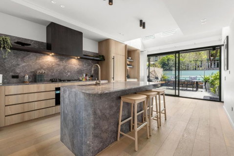 Perfect Vacation Home W Terrace & Private Garage - Accommodation Kalgoorlie 0