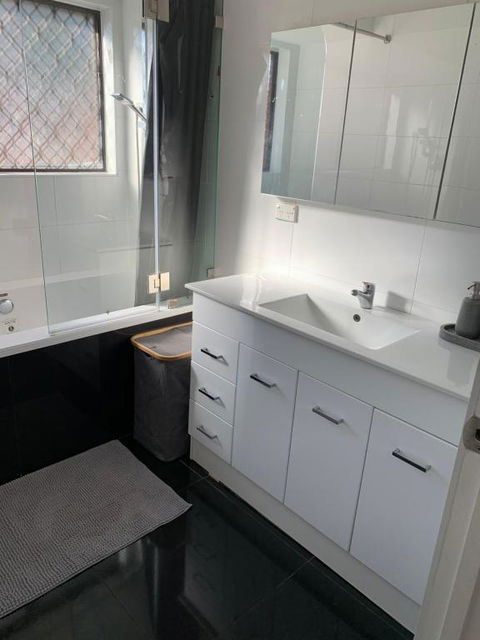Pets Welcome Central And Convenient - Accommodation Kalgoorlie 2