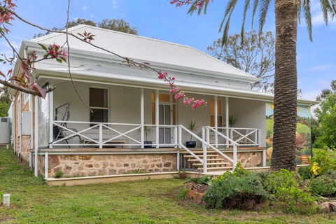 Piambong House - Accommodation Kalgoorlie 0