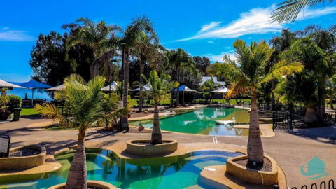 Plover Executive Deluxe Villa 25 - Accommodation Kalgoorlie 1