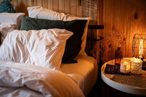 Poets Ode Featuring The Donkey Shed Theatre - Accommodation Kalgoorlie 3