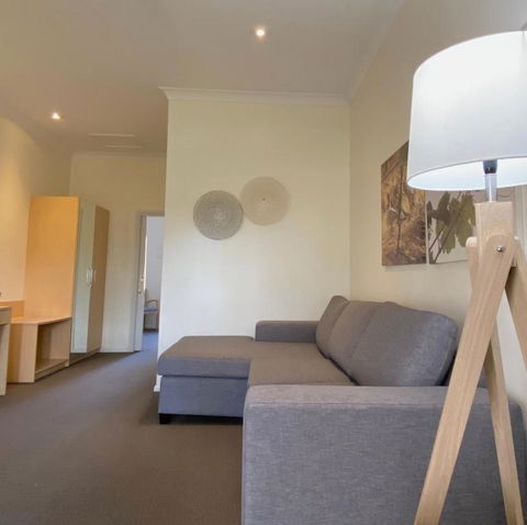 Pokolbin Village Estate - Accommodation Kalgoorlie 2