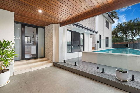 Pool House Hideaway - Accommodation Kalgoorlie 0