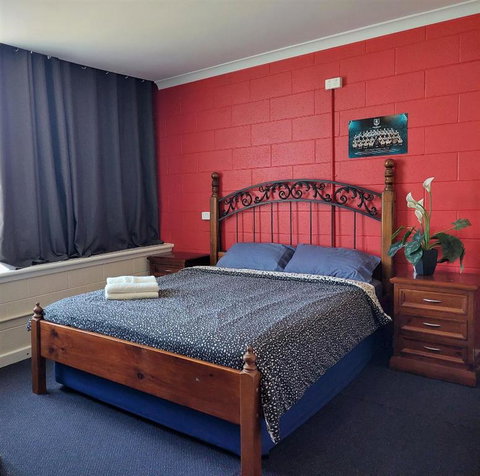 Port Adelaide Backpackers - Accommodation Kalgoorlie 0