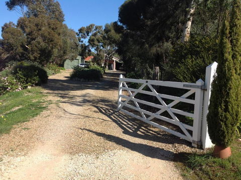 Port Elliot Rural Retreat - Accommodation Kalgoorlie 0