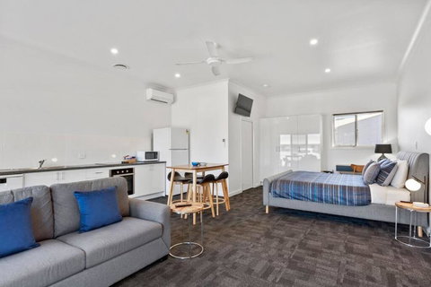 Port Lincoln Shark Apartment 5 - Accommodation Kalgoorlie 0