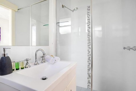 Prickly Pear Stays In Mayfield - Accommodation Kalgoorlie 2