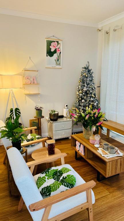 Premium Bedroom In Melbourne - Accommodation Kalgoorlie 3