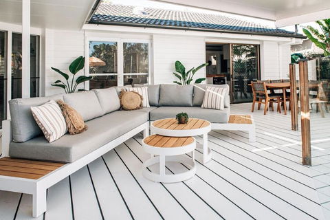 Prime Location With Pool - Walk To Coolum Beach - Accommodation Kalgoorlie 2