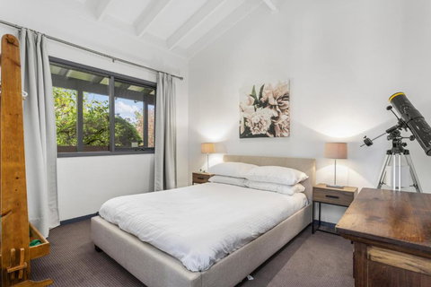 Pristine Mountain Retreat With Expansive Views - Accommodation Kalgoorlie 2