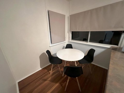 Private 1 Bedroom Apartment With Fenced Yard - Accommodation Kalgoorlie 1