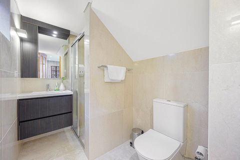 Putney Luxury & Waterview & Pool Near Olympic Park - Accommodation Kalgoorlie 1