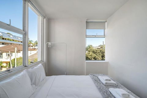 Quaint 1BD On The Doorstep Of Manly Beach - Accommodation Kalgoorlie 3