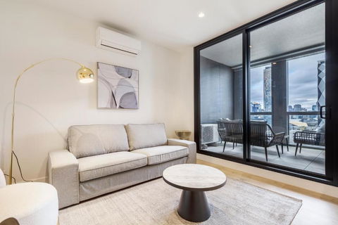 Quaint Stylish Hideout In Trendy South Melbourne - Accommodation Kalgoorlie 0