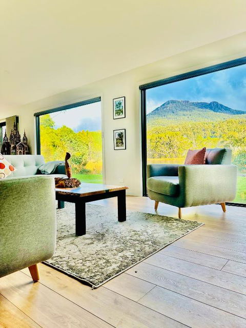 Quamby Bluff Lake House, Deloraine, Tasmania - Accommodation Kalgoorlie 3