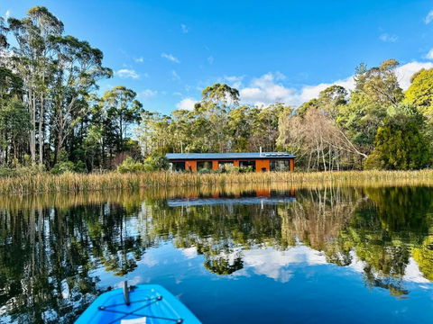 Quamby Bluff Lake House, Deloraine, Tasmania - Accommodation Kalgoorlie 0