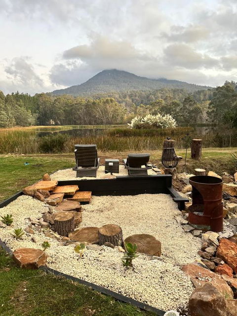 Quamby Bluff Lake House, Deloraine, Tasmania - Accommodation Kalgoorlie 2