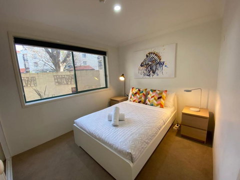 Quiet 2 Bedroom Apt In The Heart Of Old Kingston - Accommodation Kalgoorlie 3
