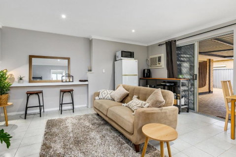 Quiet & Comfy - Accommodation Kalgoorlie 1