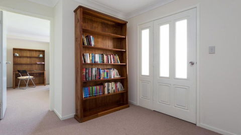 Quiet And Private Duplex - Accommodation Kalgoorlie 2