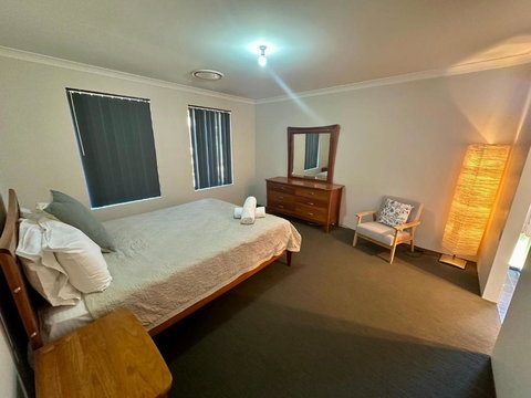 Quiet Busselton Retreat - Accommodation Kalgoorlie 1
