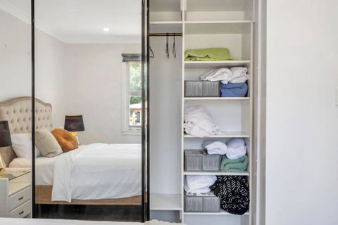 Quiet Elevated Serene Home (Top) - Accommodation Kalgoorlie 3