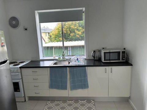 Quiet, Private Studio 1 Double Bed And Extra Matress - Accommodation Kalgoorlie 3