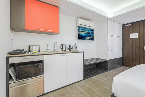 Quirky Studio With Sleek Decor In St Kilda - Accommodation Kalgoorlie 1