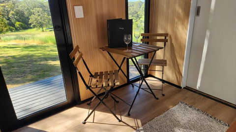 Rainbow Retreat By Tiny Away - Accommodation Kalgoorlie 3