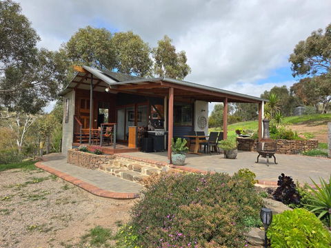 Rainshadow Retreat - Accommodation Kalgoorlie 0