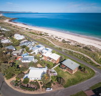 At The Beach - 54 Elizabeth Crescent - Accommodation Kalgoorlie