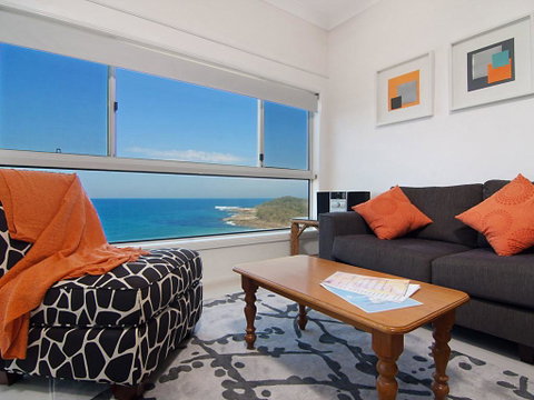 Avalon 3 - Views To Die For - Across The Road From Convent Beach - Accommodation Kalgoorlie 2