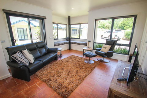 Avignon In Bright - Accommodation Kalgoorlie 1