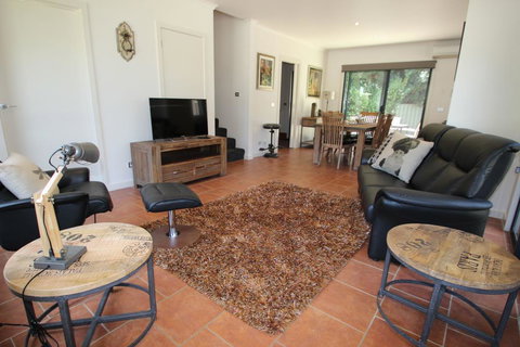 Avignon In Bright - Accommodation Kalgoorlie 0