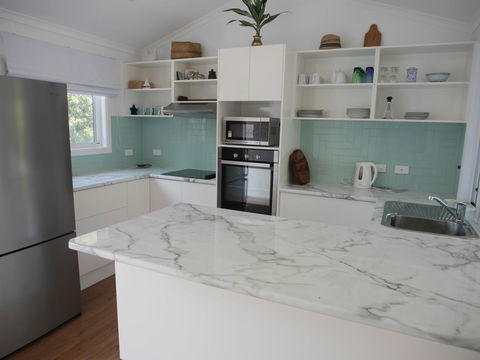 Azure - Accommodation Kalgoorlie 2