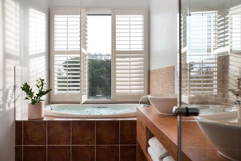 Azure Daylesford - Accommodation Kalgoorlie 2