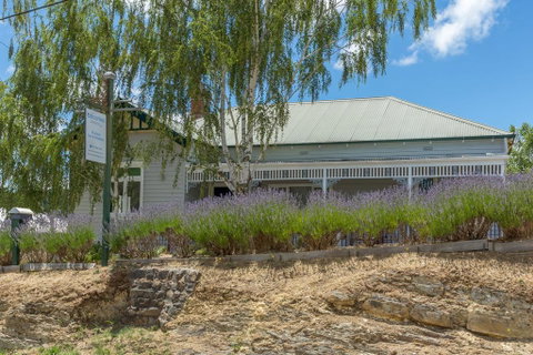 Balconies Lakeside - Accommodation Kalgoorlie 1