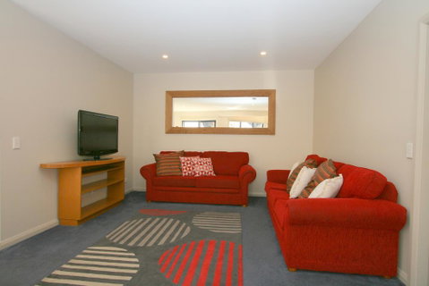 Banjos Way 1/23 Banjo Patterson Crescent - Accommodation Kalgoorlie 1