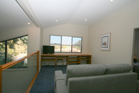 Banjos Way 2/23 Banjo Patterson Crescent - Accommodation Kalgoorlie 2