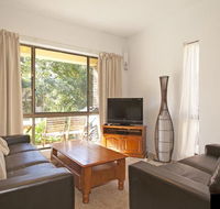 Banksia - Sawtell NSW - Accommodation Kalgoorlie